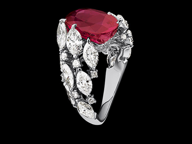 1- Alexandre Reza: Twist Ruby Ring Not only Alexandre Reza's pieces of jewelry are mounted with exceptional if not unique stones, the Twist Ruby ring is made of an unheated Burmese oval-shaped ruby worth 7.03 carats. 4.41 carats of twisted marquise-cut diamonds and 0.41 carats worth brilliant-cut diamonds are mounted on the ring around the central stone.