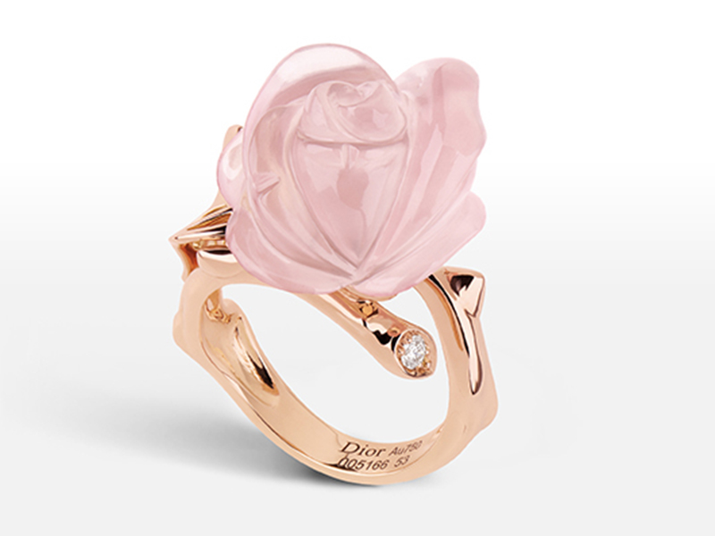 2-Dior Joaillerie: Rose Dior Pre Catelan Rose Quartz is known under the stone of "soft love," bringing peace in relationships. The pink quartz is the central stone of the ring trimmed in the rose flower shape on a what seems like a branch made of red gold ended by a brilliant cut diamond. ( ~ 3'900 Euros)