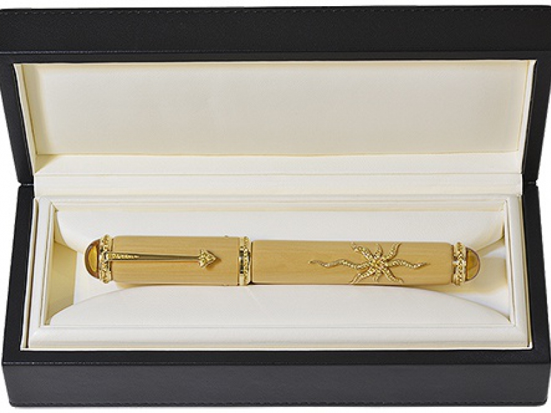 Pen made of gold and diamonds Yvan de Ancos