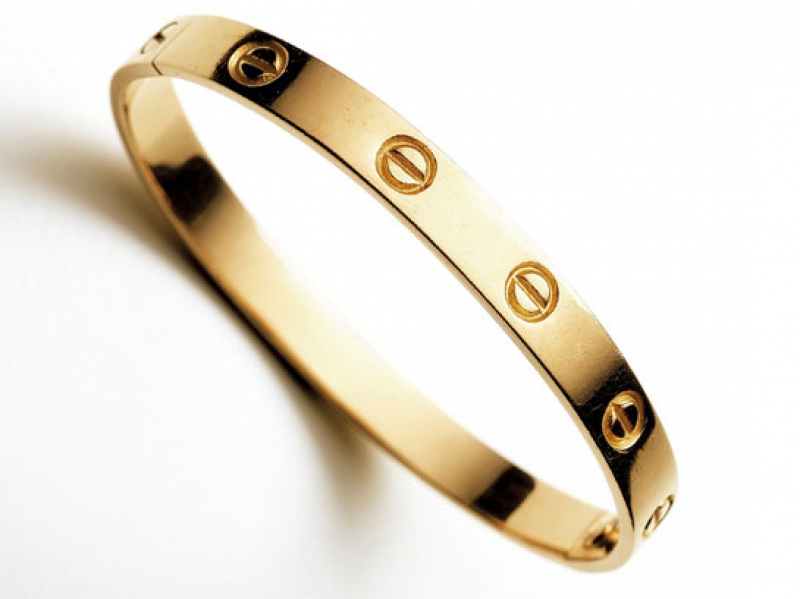 Cartier LOVE bracelet ~ 5'300 Euros - for the original version in yellow gold