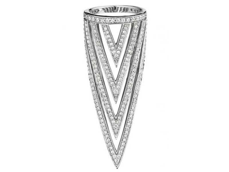 Lynn Ban Triangular B Ring made of sterling silver with 1.55 ct white diamonds - 3'895 Euros