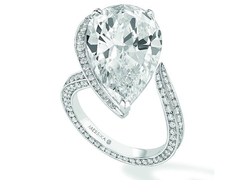 Messika Pear-shaped diamond solitaire