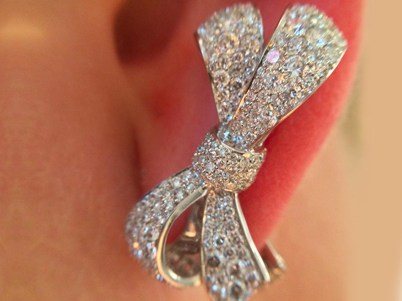 Garrard Bow earring