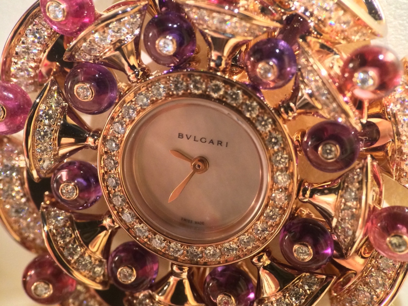 Bulgari mixed warm colors of stones to set the Diva watch that won the Grand Prix in Geneva this past November.
