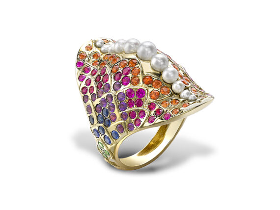 Venyx Una rainbow fish ring mounted on yellow gold with coloured stones and pearls