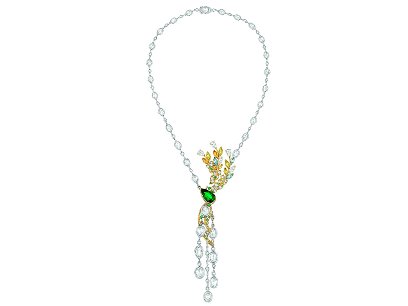 Chanel Épi d’Été necklace in platinum and white and yellow gold set with a 4.7-carat pear-cut emerald, 8 marquise-cut yellow sapphires, 3 marquise-cut aquamarines, 17 brilliant-cut emeralds, 12 brilliant-cut Paraiba tourmalines, 43 brilliant-cut fancy vivid yellow diamonds, 13 brilliant-cut cognac diamonds, 5 rose-cut brown diamonds, 8 rose-cut diamonds, 5 fancy-cut diamonds, 25 rose-cut oval diamonds, 68 rose-cut diamonds and 164 brilliant-cut diamonds