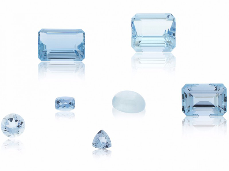 Aquamarine Stones blue