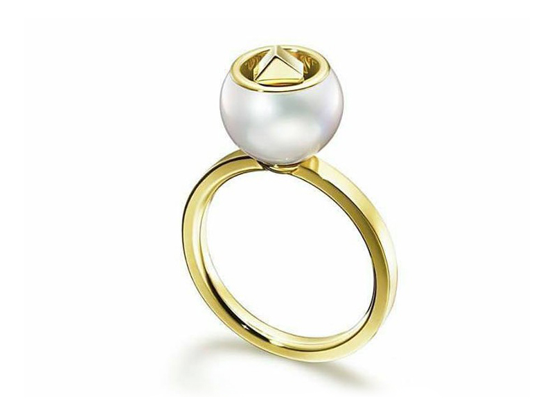 Melanie Georgacopoulos From M/G Tasaki collection - Cubic pearl ring mounted on 18ct yellow gold