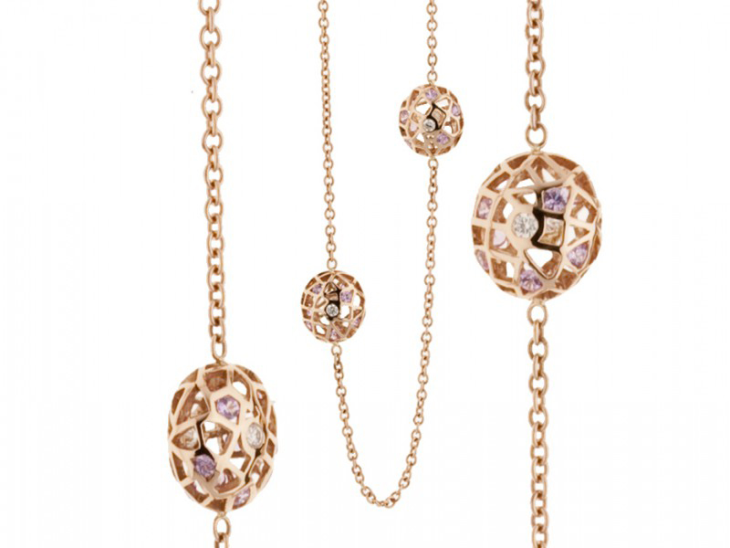 Aude Lechere From Oursin collection mounted on rose gold with pink saphir, CHF 9'735.-