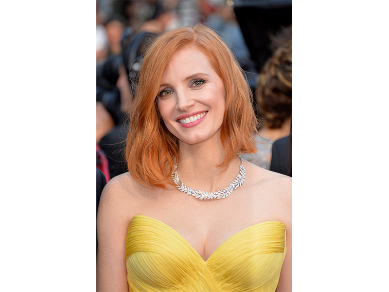 Piaget Jessica Chastain wore a necklace in white gold set with diamonds as well as a ring featuring a stunning yellow diamond from the new High Jewellery collection Sunny Side of Life.