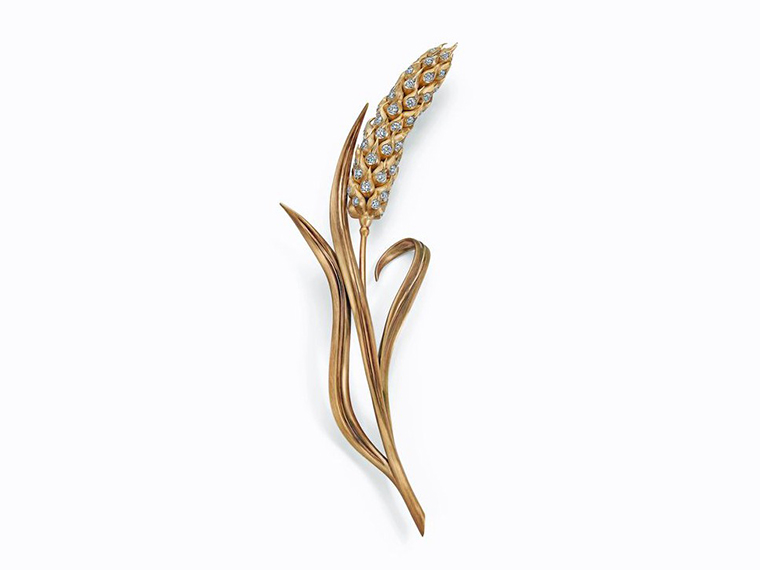 Limited-edition Chaumet Épi de Blé gold brooch, created especially for the Promenade Bucolique exhibition, which will be open to the public until 30 January 2016.