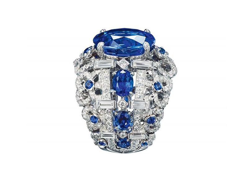 Chaumet Hortensia ring mounted on white gold with sapphires and diamonds