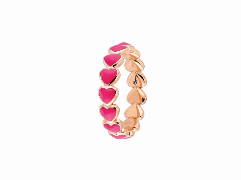 Poiray This coeur perle ring mounted on rose gold is available at the Pop Up - CHF 1'260