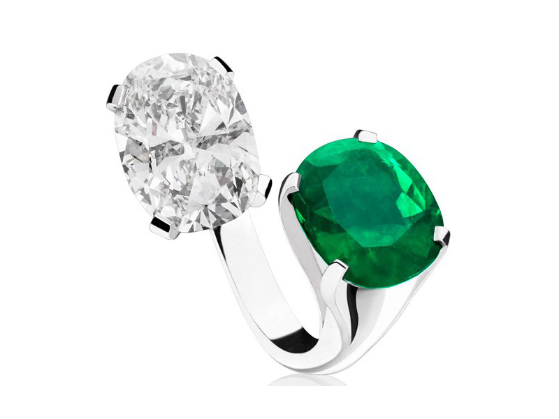 Alexandre Reza Toi et moi ring with diamond and emerald