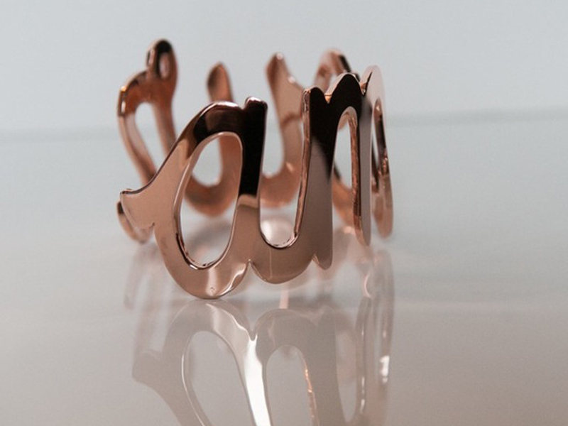 Farah Monfaradi This cuff "Amour" mounted in silver goldplated is available at the Pop Up - CHF 650
