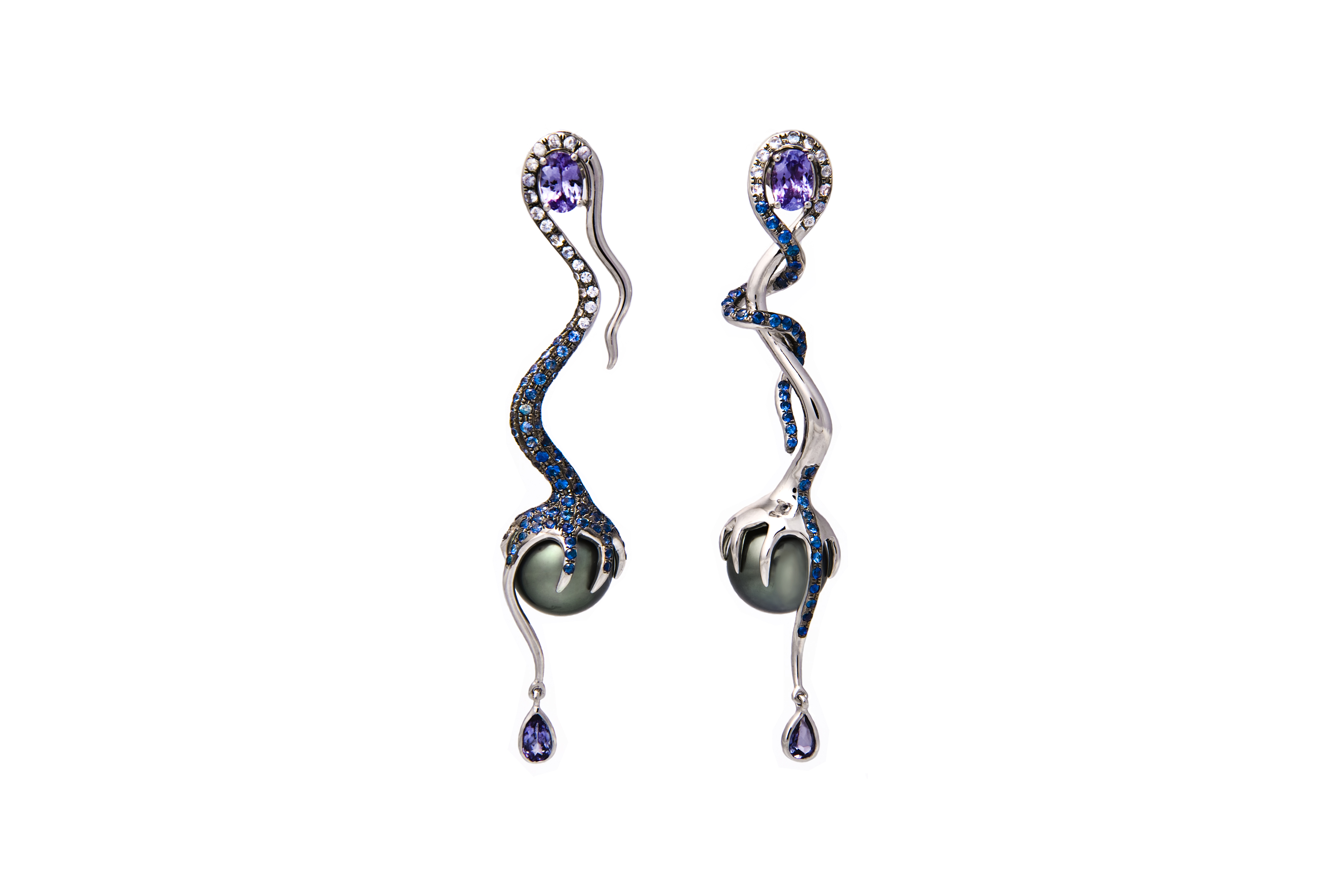 Leyla Abdollahi Peitho earings mounted on yellow gold with tanzanites, white sapphires and tahitian pearls