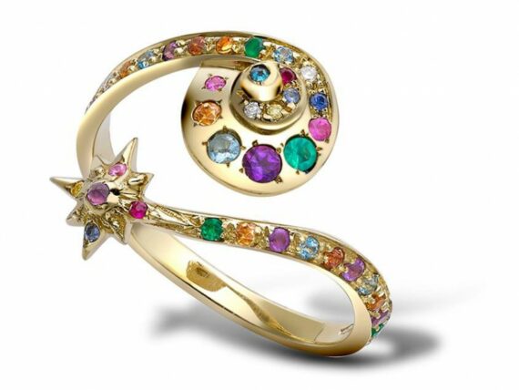 Venyx Moonshell star ring mounted on yellow gold and coloured stones