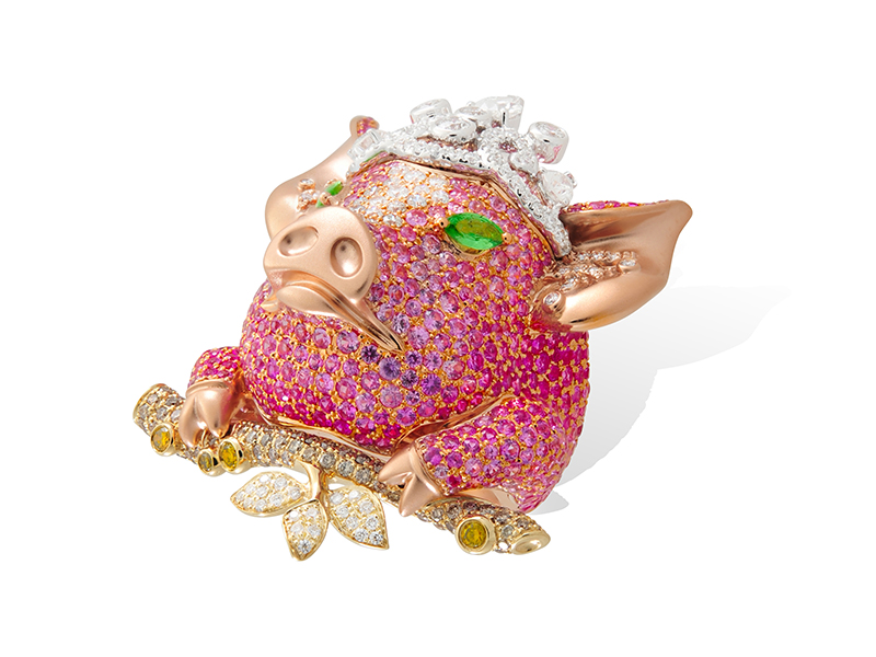 Lydia Courteille Ferme des animaux ring mounted on 18k gold with white, yellow and brown diamonds, sapphires and tsavorites