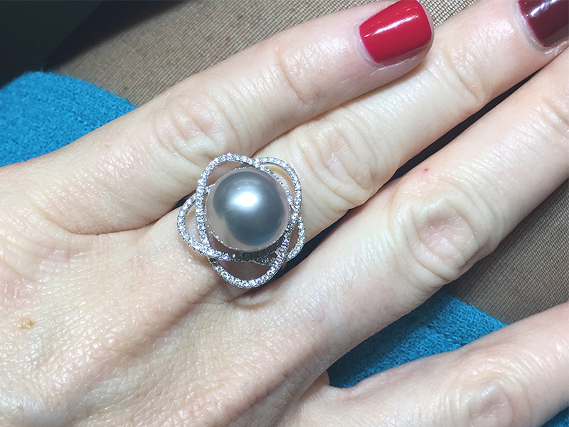 Yoko London Flower Pearl Ring