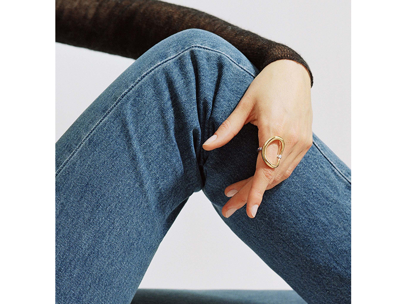 Charlotte Chesnais Turtle ring