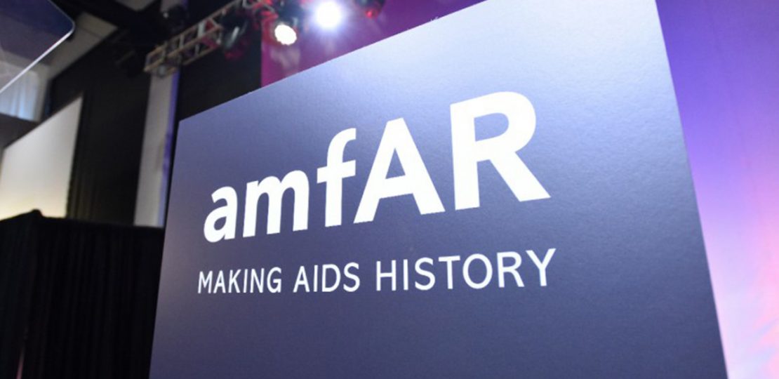 Harry Winston sponsors the amfAR’s gala in New York and becomes the leading supporter of the research initiative