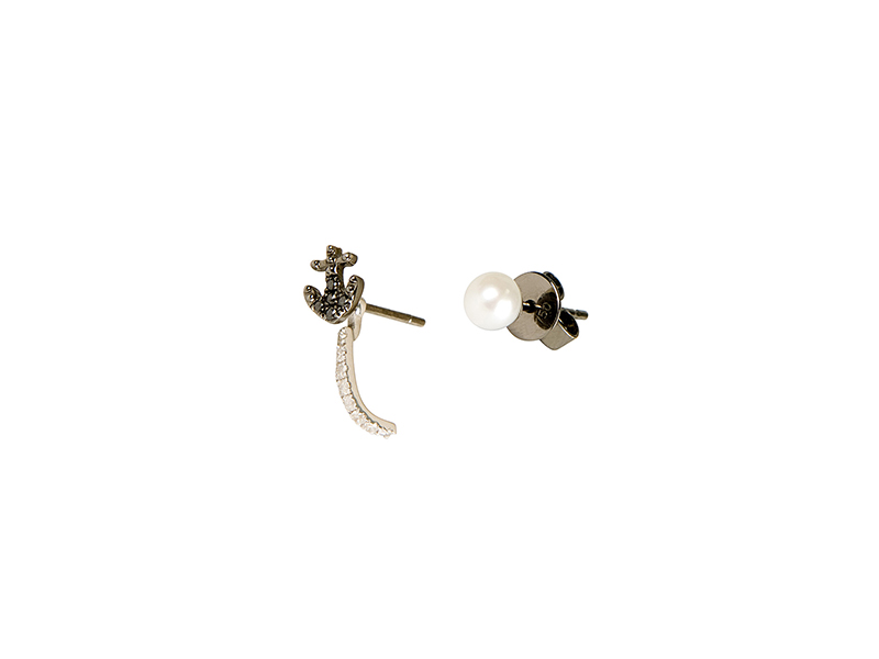 Asherali Knopfer Asymmetric earrings mounted on black and white gold grey with black diamonds and pearl - 625 €