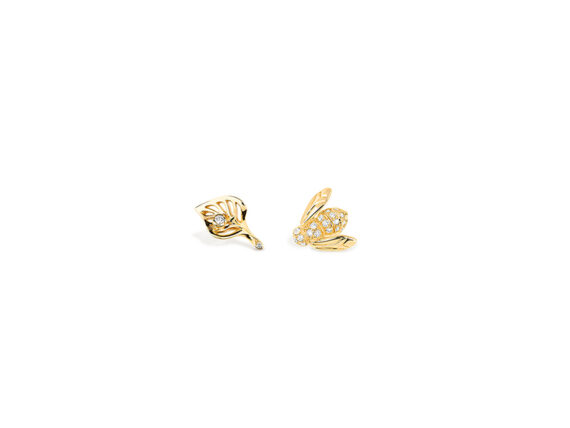 Rose Dior Pre Catelan earrings mounted on yellow gold with white diamonds