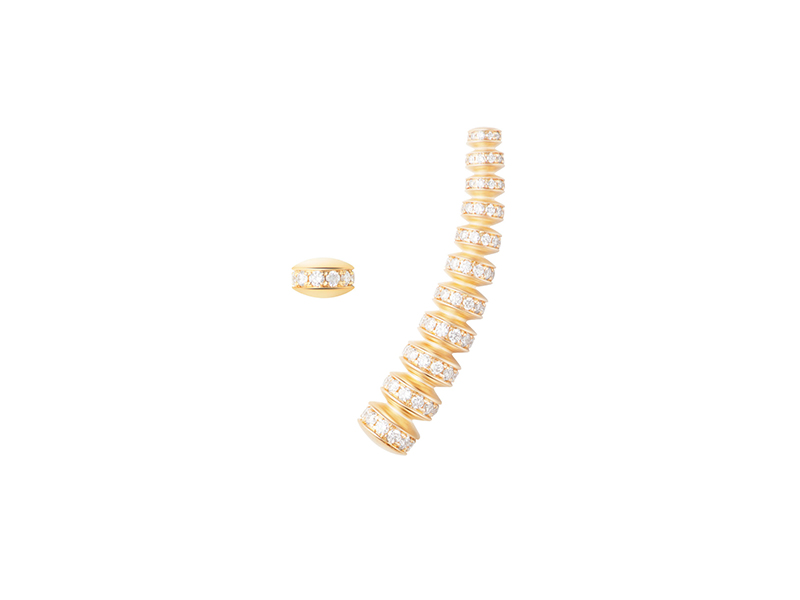 Melissa Kaye Tori earcuff mounted on yellow gold with white diamonds - 4950 $