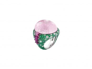 Discover the best colored stone rings !