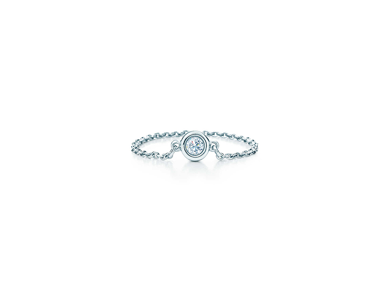 Tiffany & Co Diamonds by the yard ring mounted on platinum 840 €