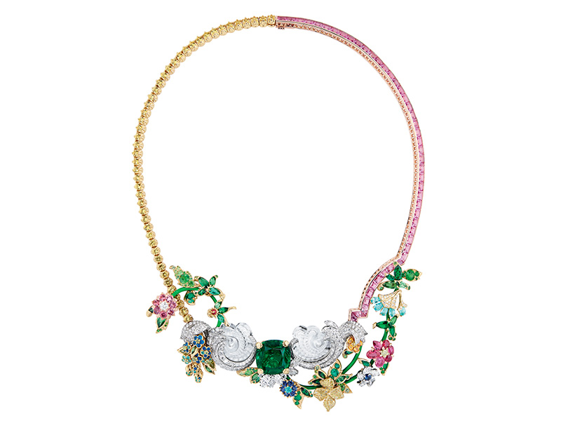 Dior "Emerald Ballroom Grove" necklace in yellow, white and pink gold, platinum, diamonds, rock crystals, emeralds, pink and yellow sapphires, tsavorite and demantoid garnets, Paraiba tourmalines, pink spinels, sapphires, yellow diamonds, hauynes, spessartite garnets and peridots