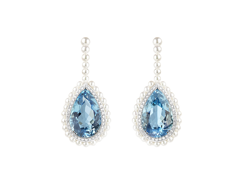 Boucheron Femmes Boréales - Baïkal earrings set with one 12.08 ct Santa Maria pear aquamarine and one 11.74 ct Santa Maria pear aquamarine and cultured pearls, paved with diamonds, on white gold