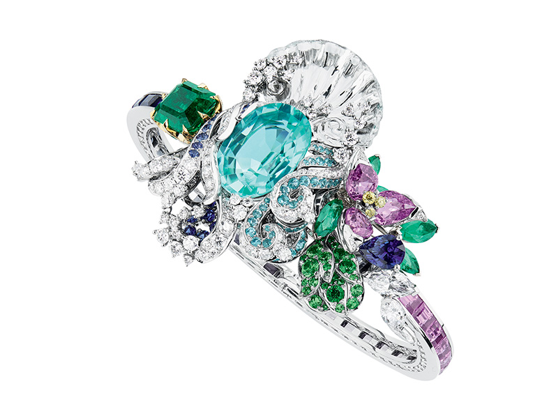 Dior "Paraiba Tourmaline Nymphs' Bath" bracelet in white and yellow gold, diamonds, Paraiba tourmalines, pink sapphires, rock crystal, purple sapphires, sapphires, emeralds, tsavorite garnets and yellow diamonds