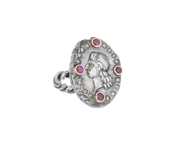 Sylvie Corbelin Apollo ring mounted on oxidised sterling silver with champagne diamonds and rubies set with yellow gold