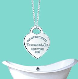 Tiffany & Co bath wet necklace jewelry