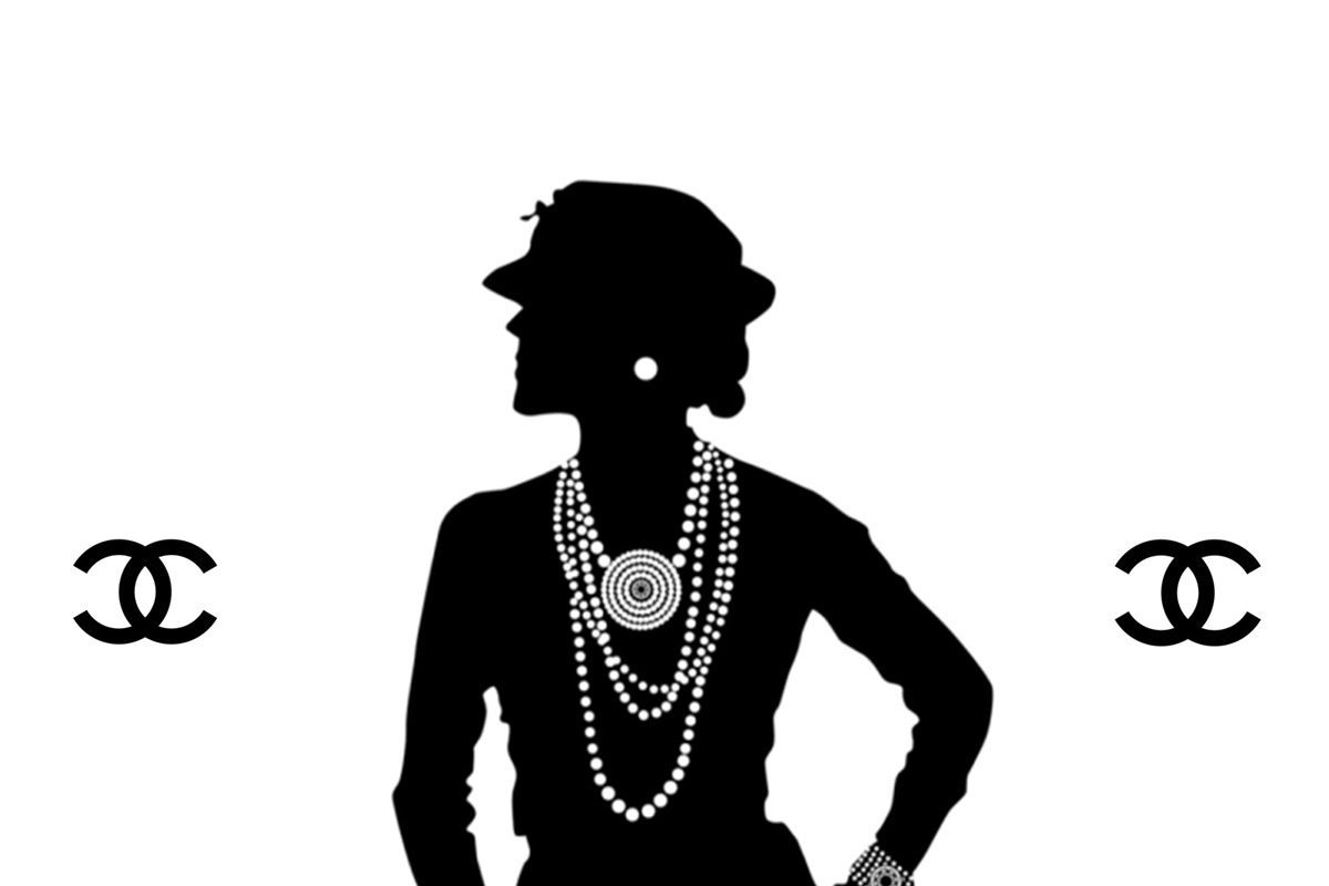 Chanel Story black and White Coco
