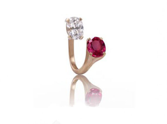 Alexandre Reza Lyhane ring mounted on pink gold with diamond and ruby