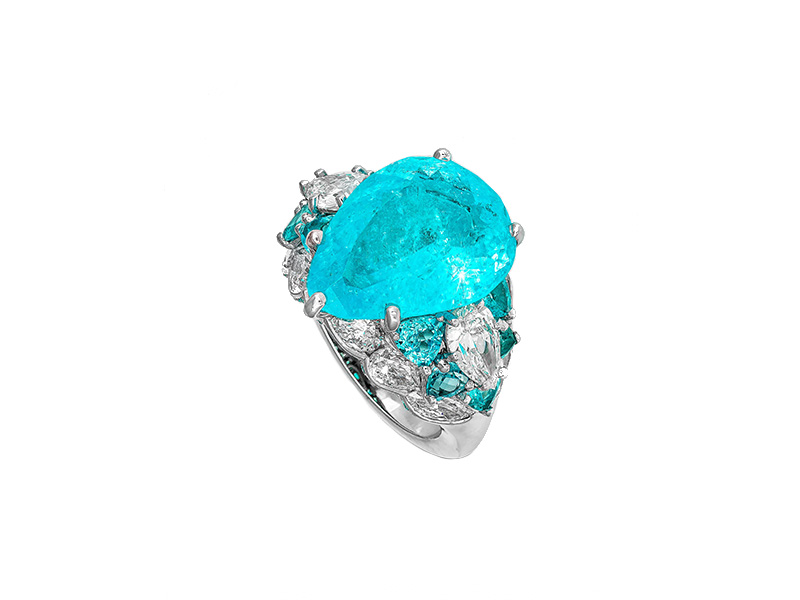 David Morris 8.36ct pear shape Brazilian Paraiba Tourmaline cluster ring with pear and marquise white diamonds in 18ct white gold