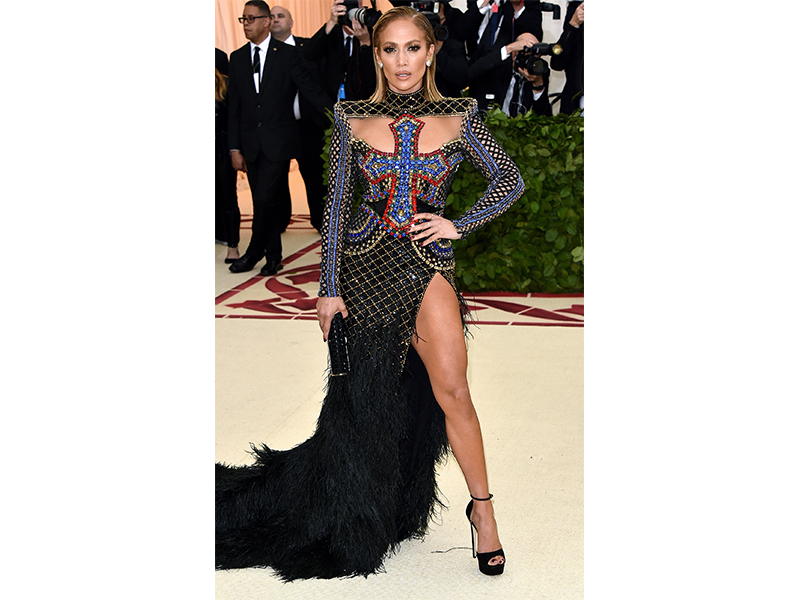 Jennifer Lopez Met Gala 2018 wearing tiffany & Co. jewelry