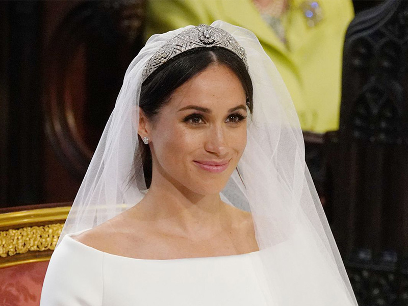 Royal Wedding Meghan Markel wearing a wedding tiara from the royal vault set with diamond 