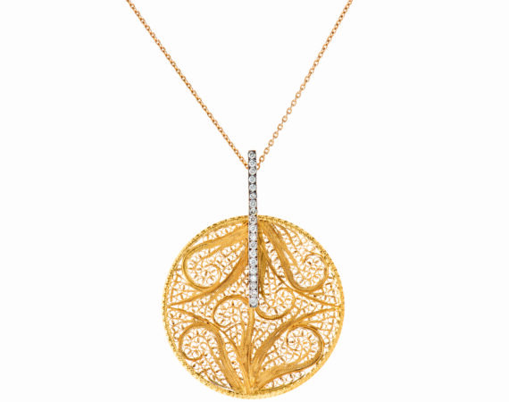 Eleuterio Deco Filigree Necklace mounted on yellow gold with diamonds