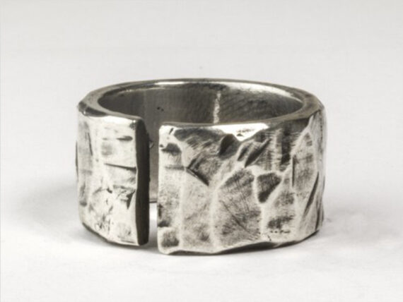 Henson Hand carved silver ring ~ USD$ 250