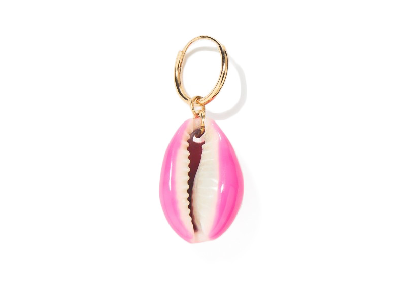 Aurélie Bidermann Fluorescent Pink Merco drop earrings dipped in 18ct yellow gold adorned with a genuine shell lacquered by hand in an fluorescent pink. Sea Shell Jewelry Trend