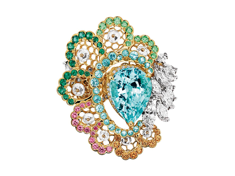 Dior - "Dentelle Tulle Tourmaline Type Paraîba" ring mounted on yellow and white gold set with diamonds, Paraiba tourmalines, emeralds, tsavorite garnets, pink sapphires and spessartite garnets from the Dior Dior Dior collection