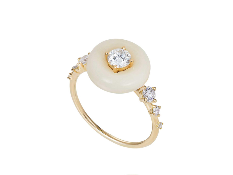 Fernando Jorge - Surround Ring, mounted yellow gold, with tagua seed and diamonds