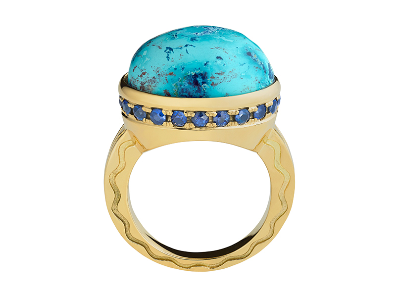 Misahara - Talas ring mounted on yellow gold with a shattuckite and blue sapphires