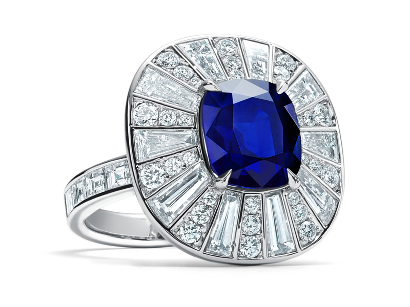 Tiffany & Co. - Sapphire and diamond ring