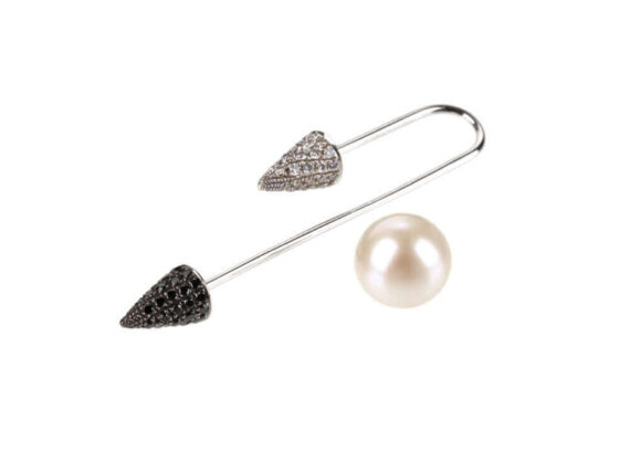 Asherali Knopfer Mix 'n Match earring mounted on white gold set with white and black diamond with a pearl