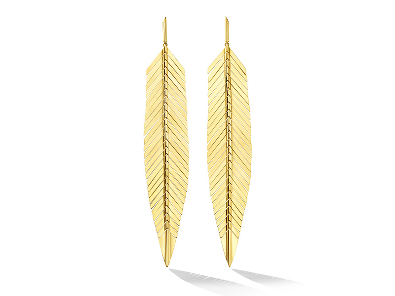 Cadar - Feather drop earrings, size large, mounted on 18K yellow gold