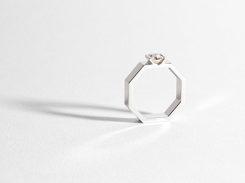 JEM - Solitaire Octogone ring mounted on Fairmined white gold set with a lab-grown diamond
